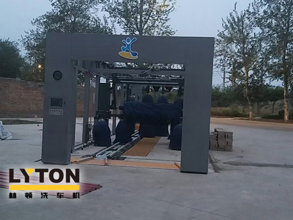 我們擁有“FX11”和“FX80”系列全自動洗車機(jī),林頓洗車設(shè)備遍布全國。