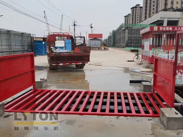 林頓工地洗車機!款式多、質量穩(wěn)定可靠,滿足不同需求及預算!